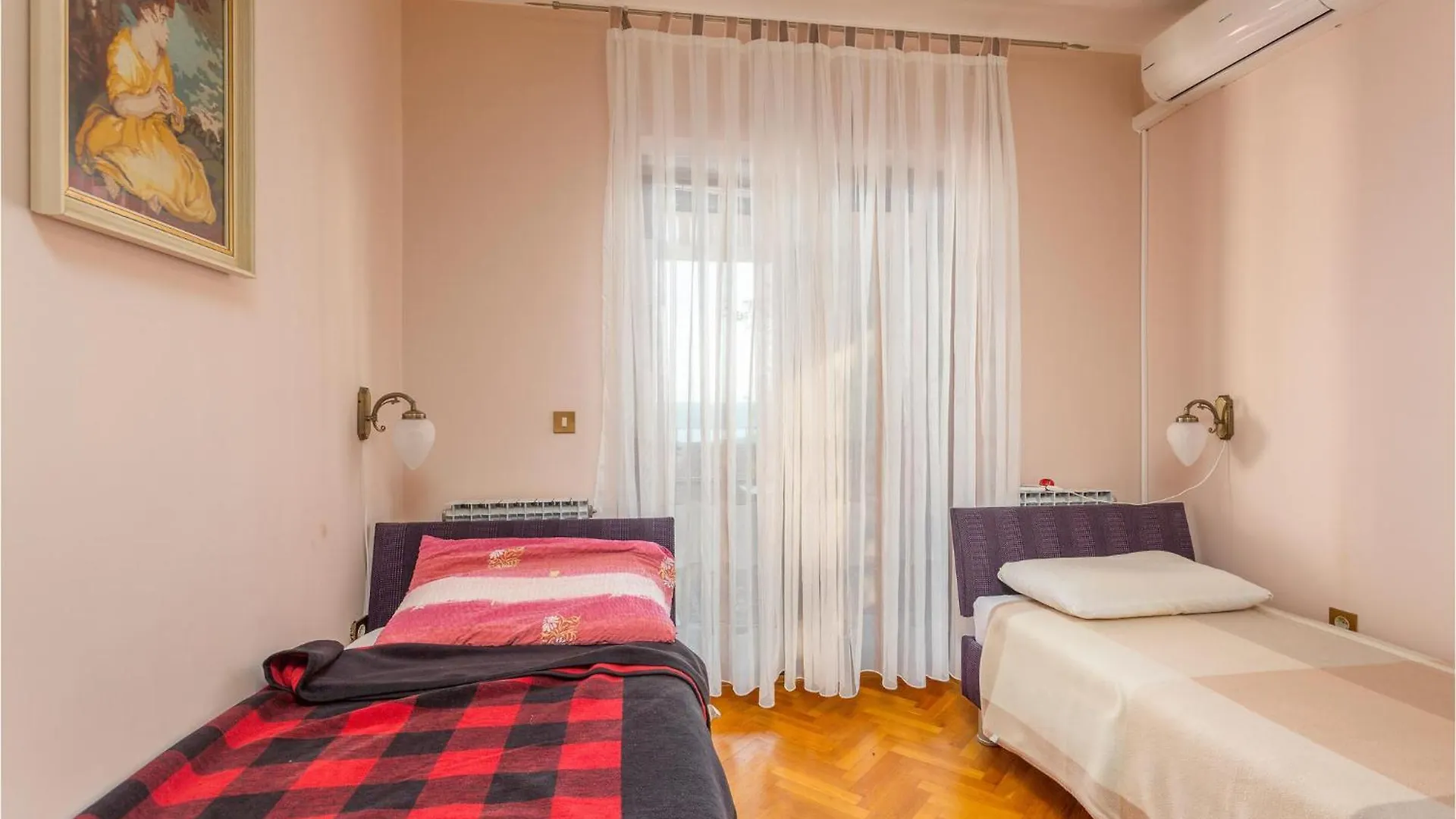 5 Bedroom Cozy Home In Jadranovo Croatia