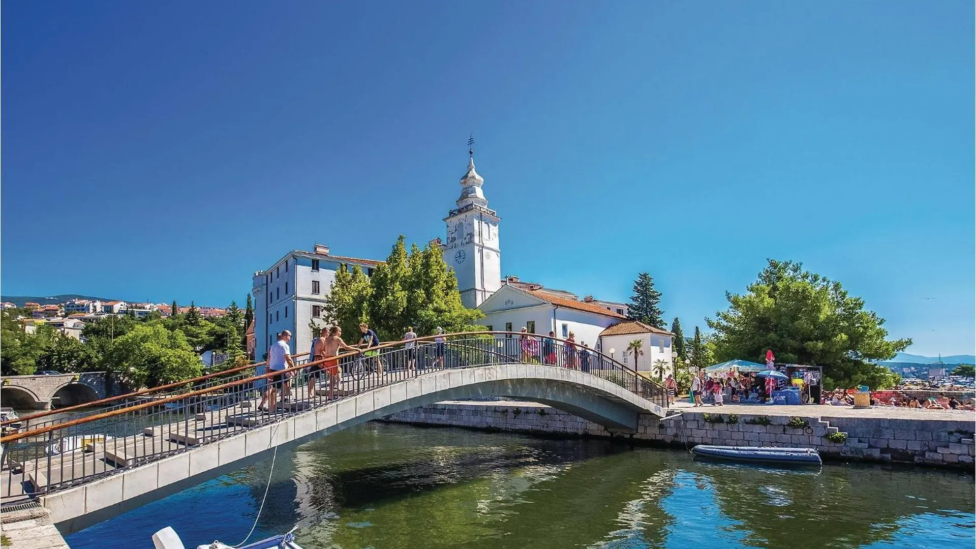 5 Bedroom Cozy Home In Jadranovo Croatia