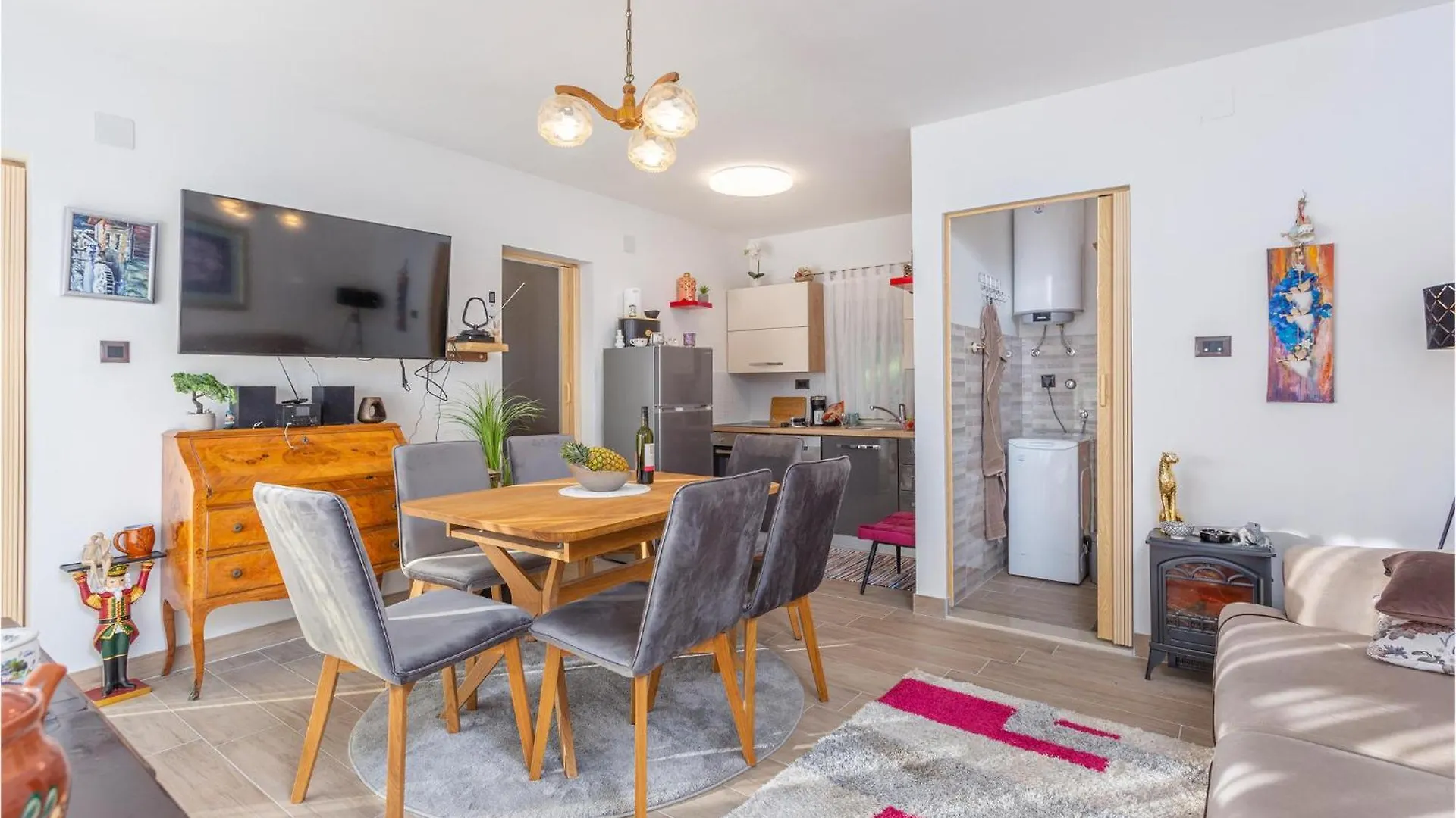 5 Bedroom Cozy Home In Jadranovo Croatia