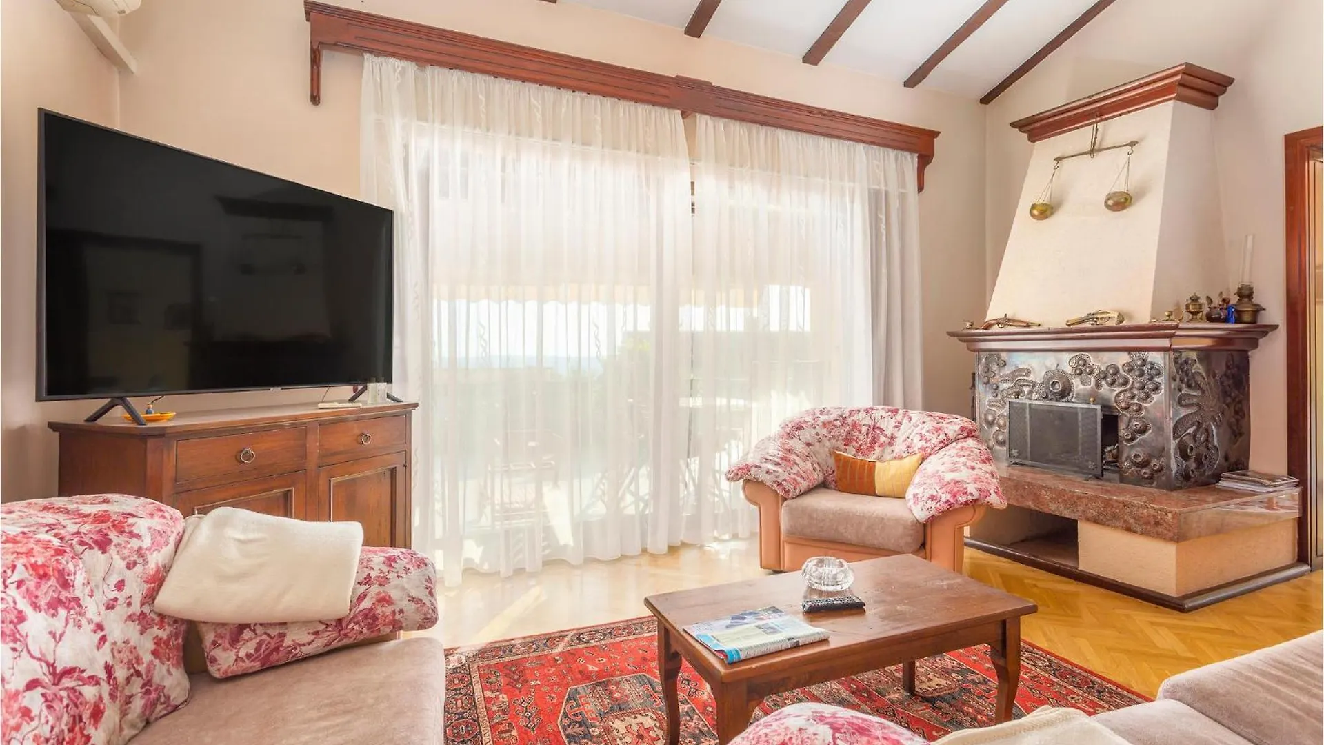 Holiday home 5 Bedroom Cozy Home In Jadranovo Croatia
